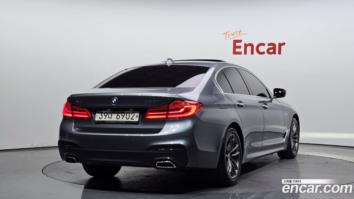 BMW 5-Series 2018