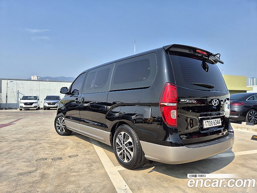 Hyundai Starex 2019