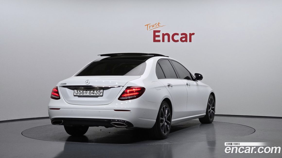 Mercedes-Benz E-Class 2017