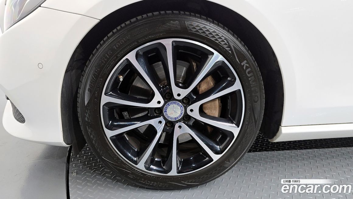 Mercedes-Benz E-Class 2017