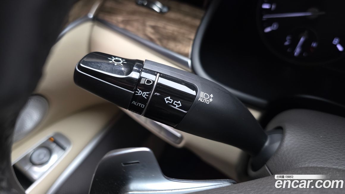 Kia K9 2019