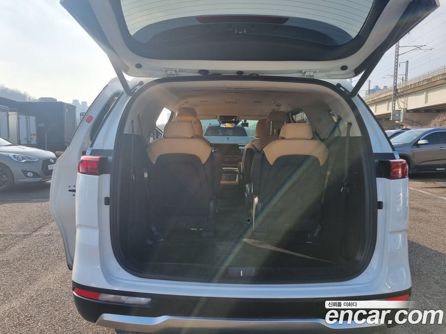 Kia Canival 2021