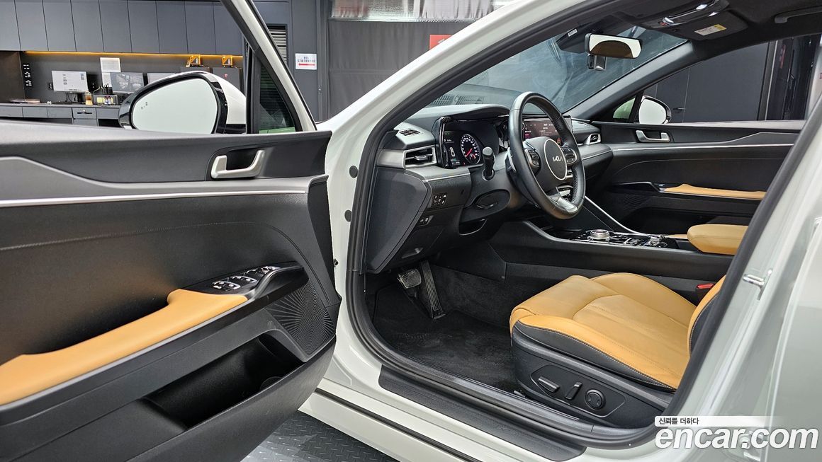 Kia K5 2023