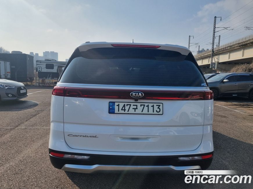 Kia Canival 2021