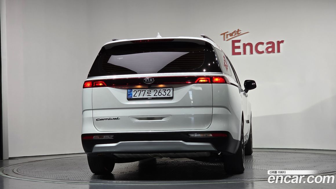 Kia Canival 2021