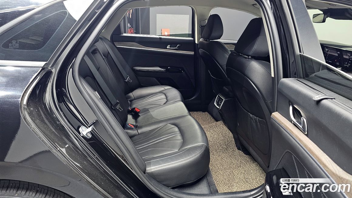 Kia K5 2021