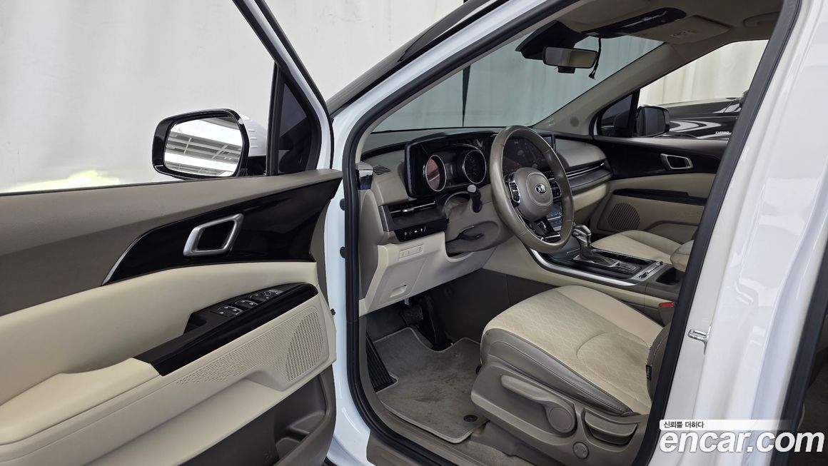 Kia Canival 2021