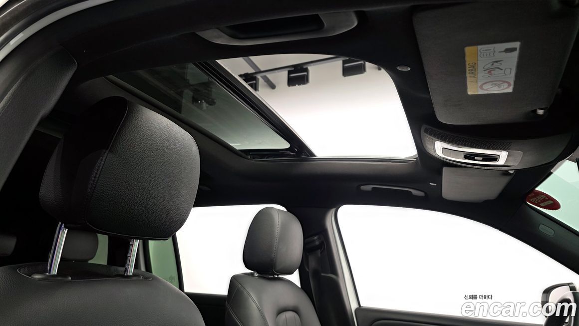 Mercedes-Benz GLB-Class 2021