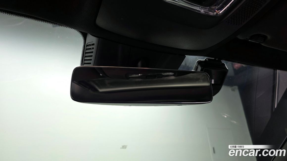 Mercedes-Benz GLB-Class 2021