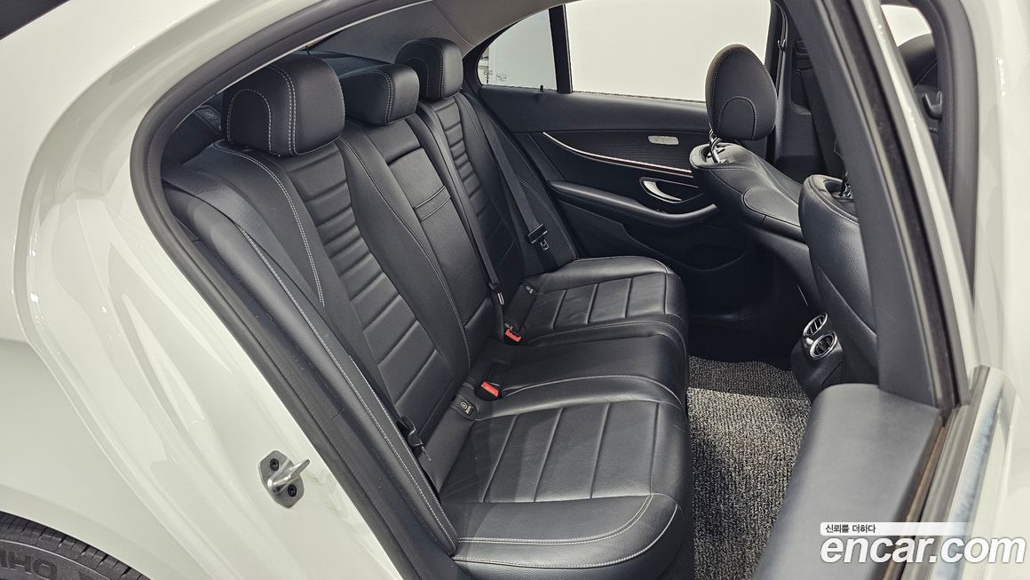 Mercedes-Benz E-Class 2019