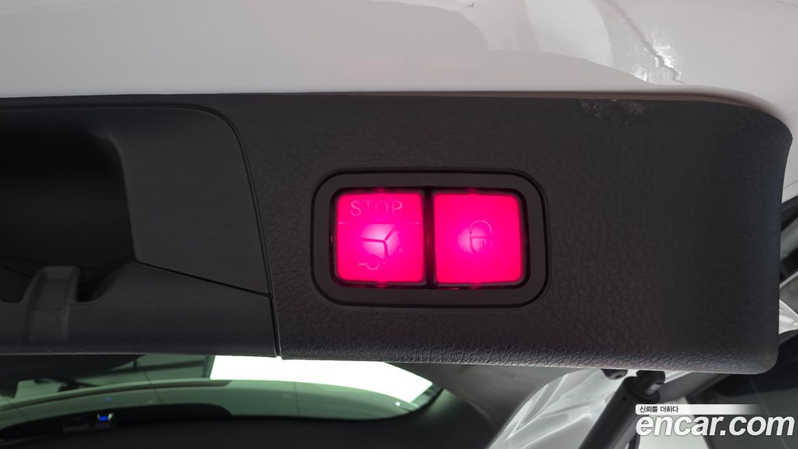 Mercedes-Benz GLB-Class 2021