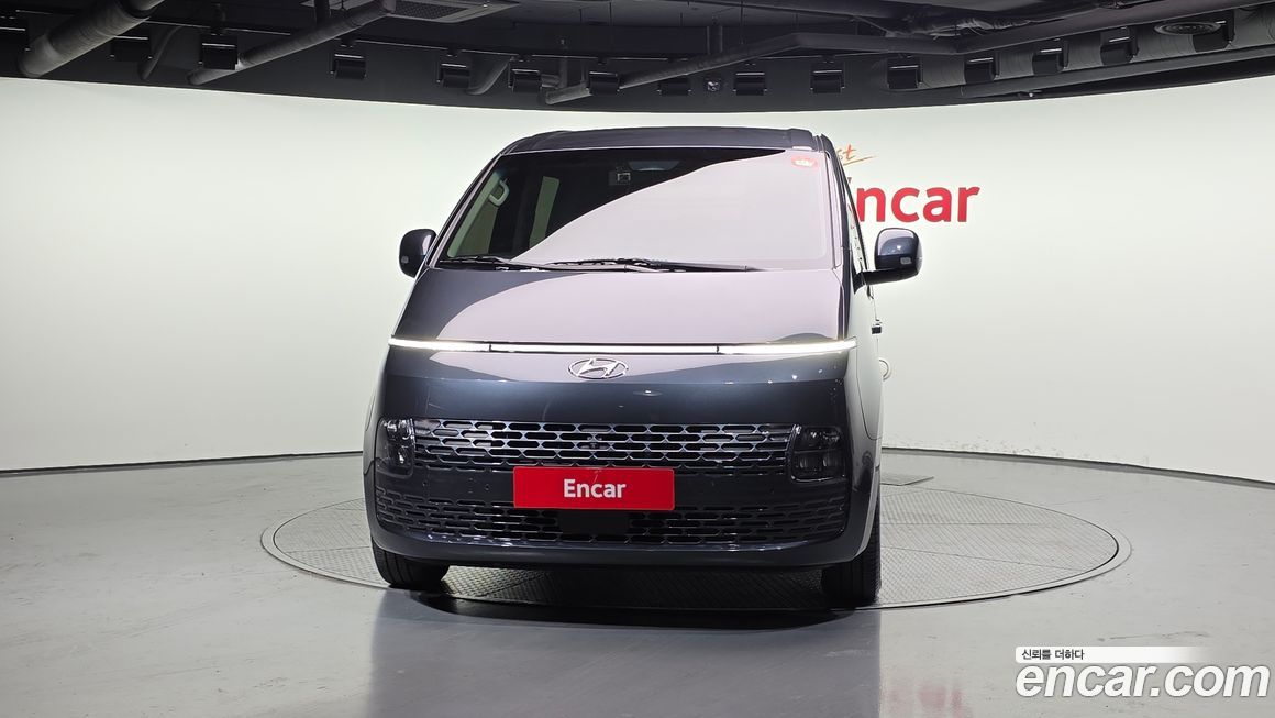 Hyundai Staria 2023