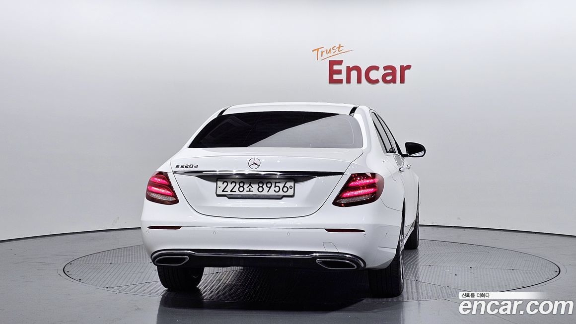Mercedes-Benz E-Class 2019