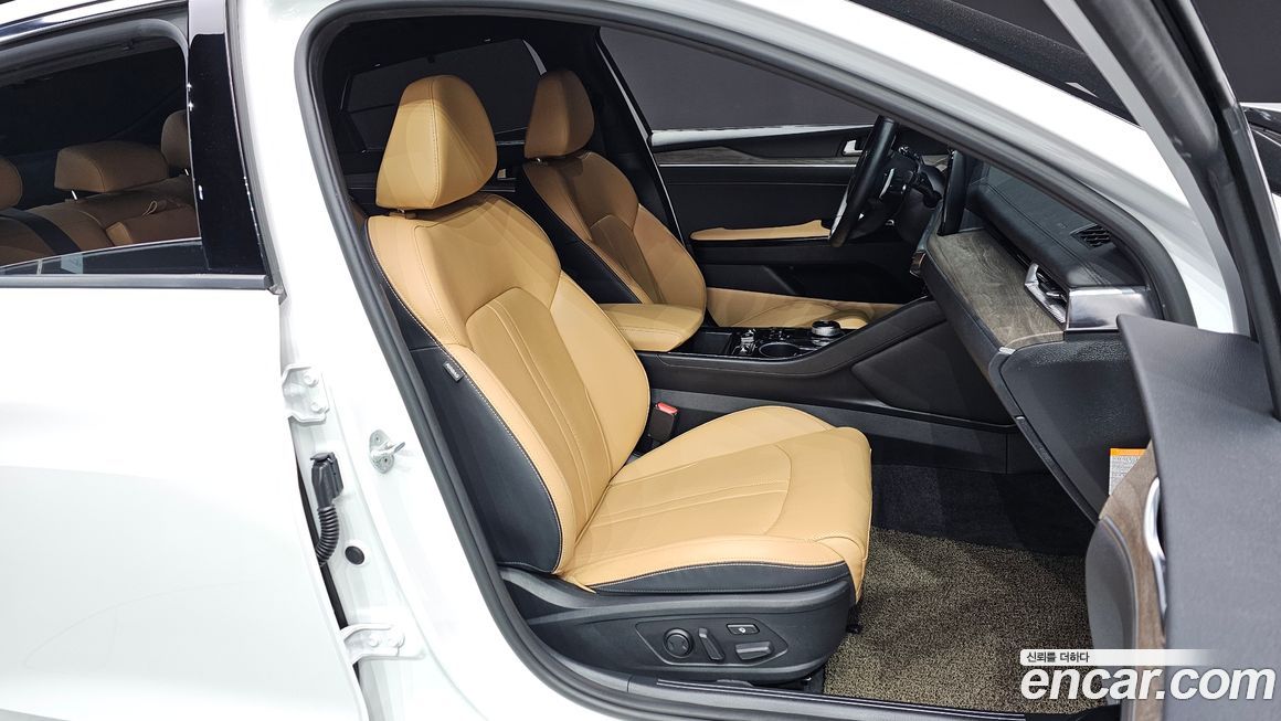 Kia K5 2023