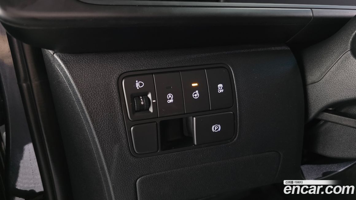 Hyundai Staria 2023