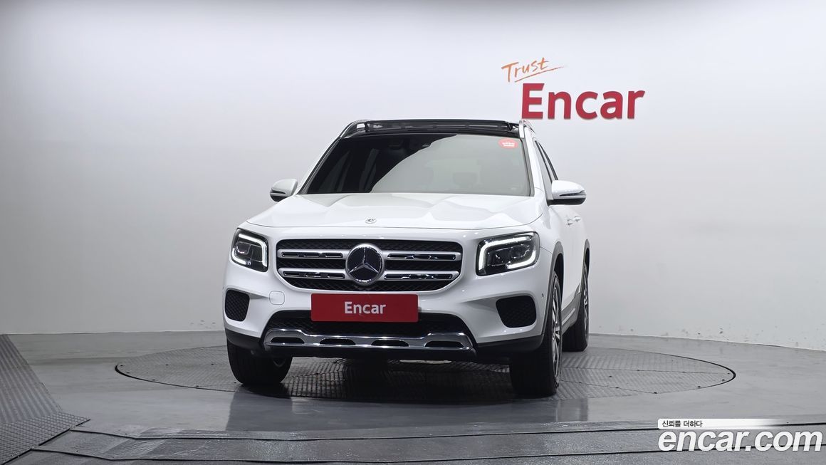 Mercedes-Benz GLB-Class 2021