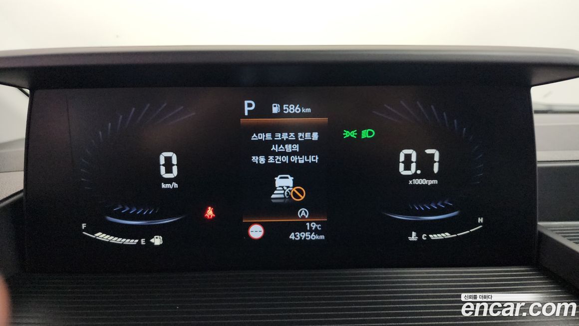 Hyundai Staria 2022