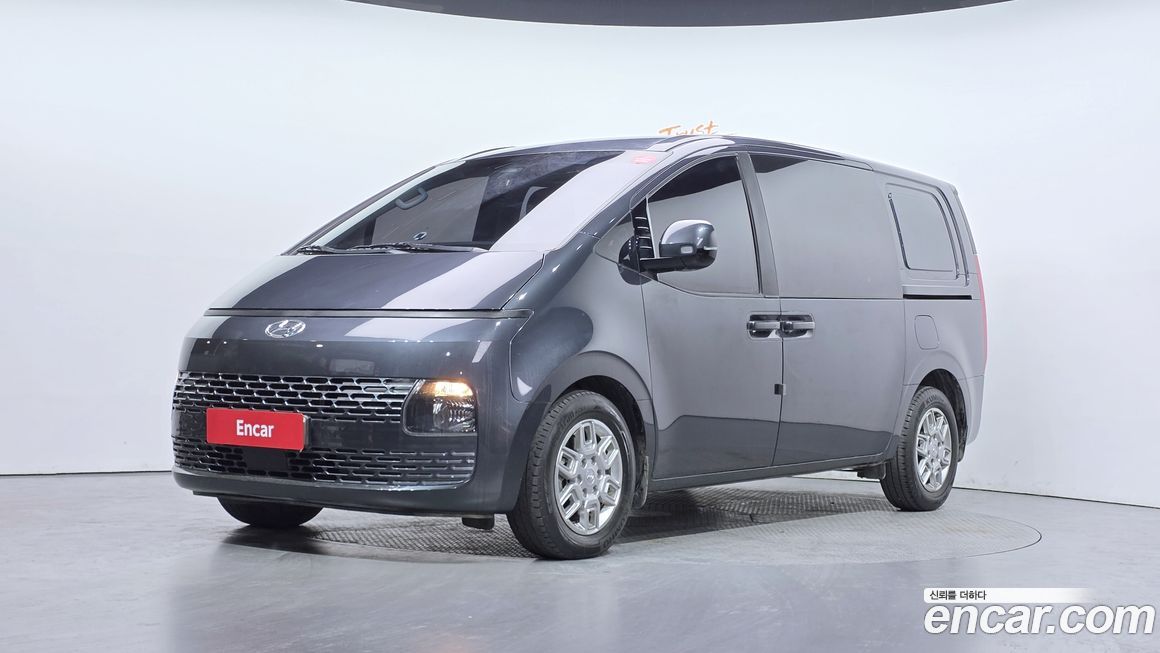 Hyundai Staria 2023