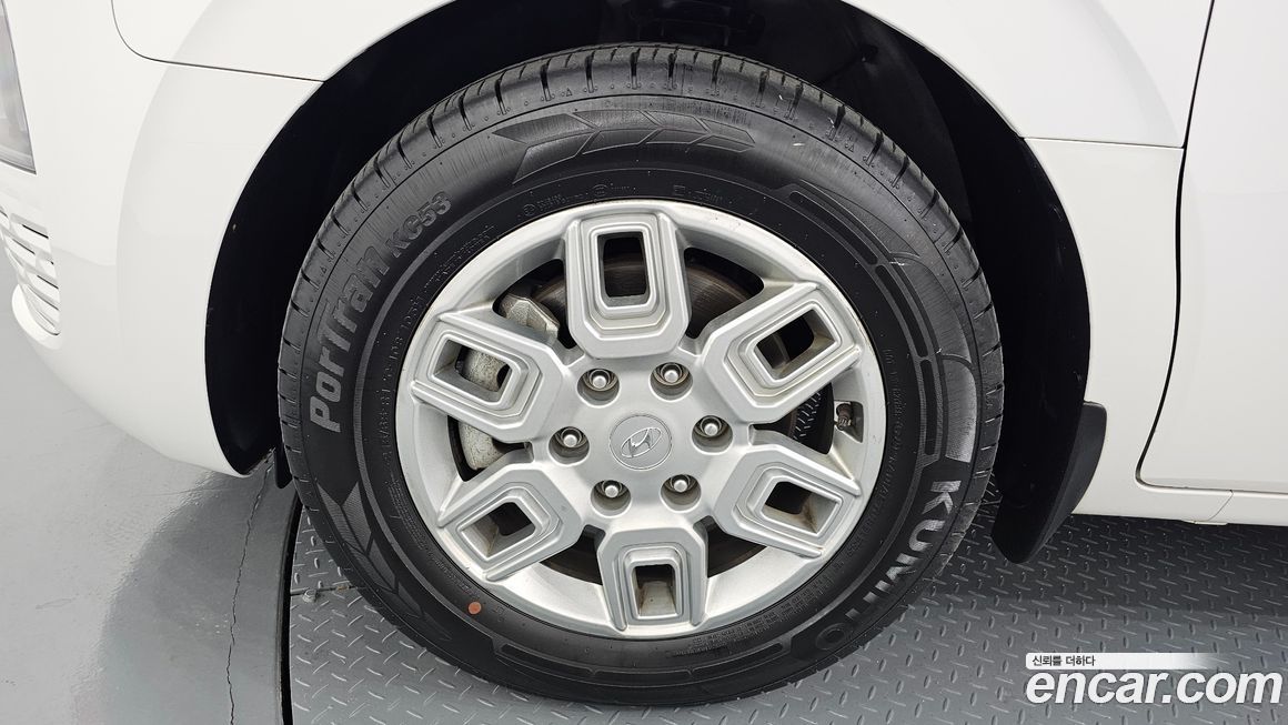 Hyundai Staria 2022