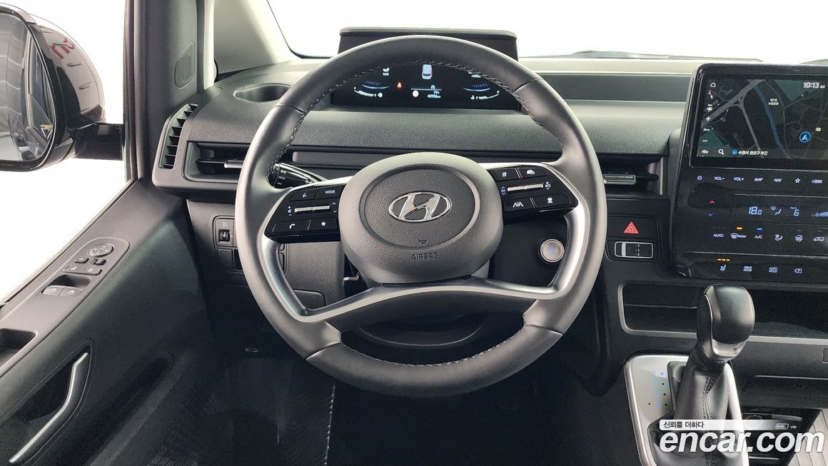 Hyundai Staria 2022