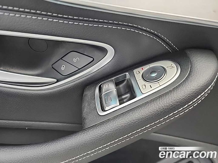 Mercedes-Benz C-Class 2021