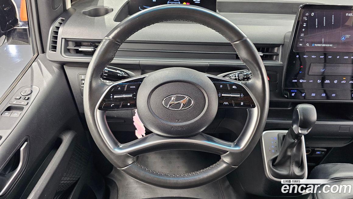 Hyundai Staria 2022