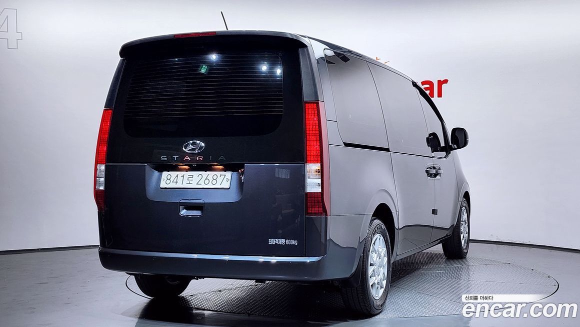 Hyundai Staria 2022