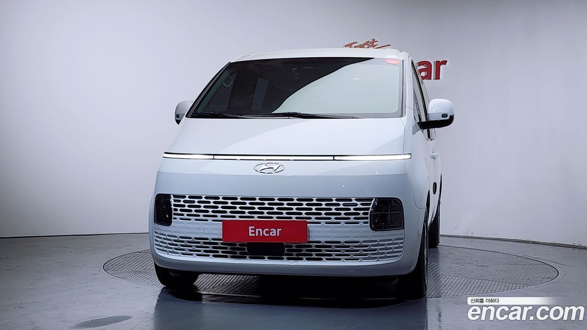Hyundai Staria 2023