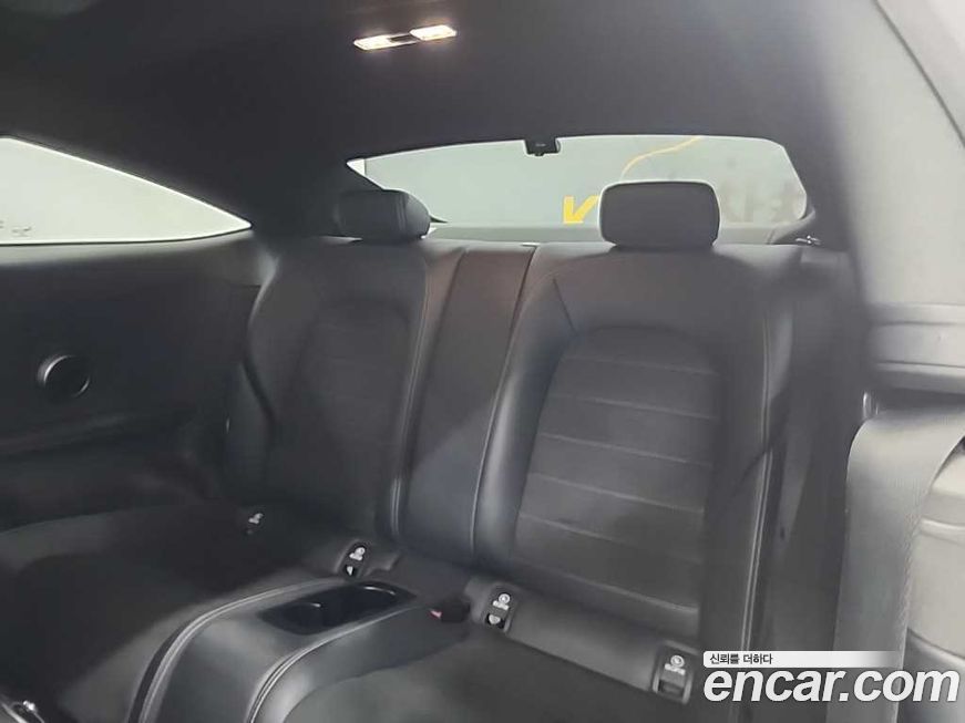 Mercedes-Benz C-Class 2021