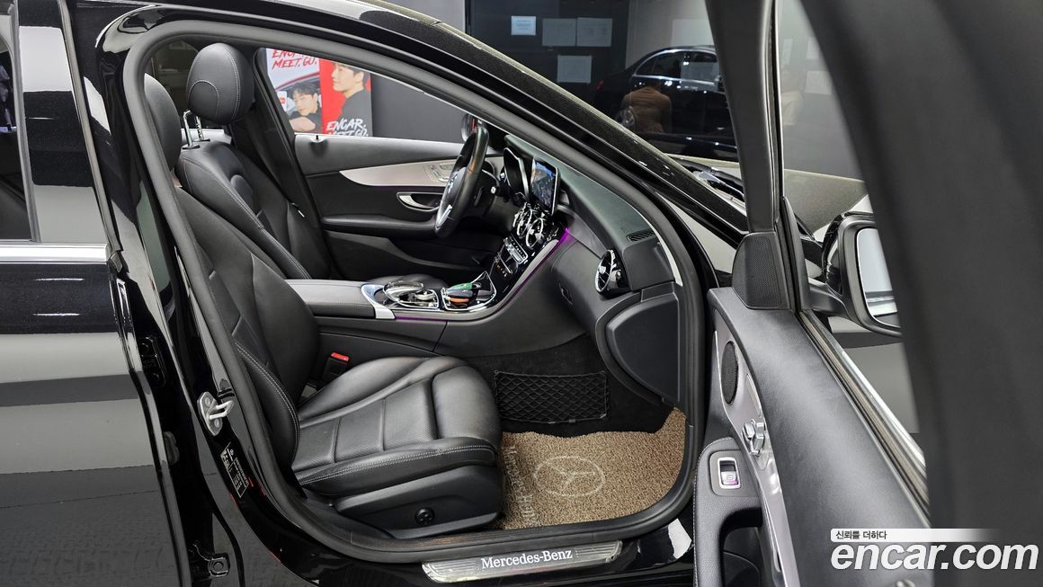 Mercedes-Benz C-Class 2020