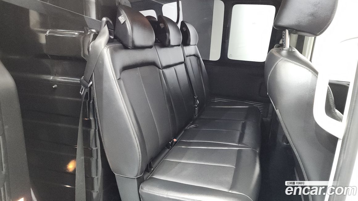 Hyundai Staria 2023