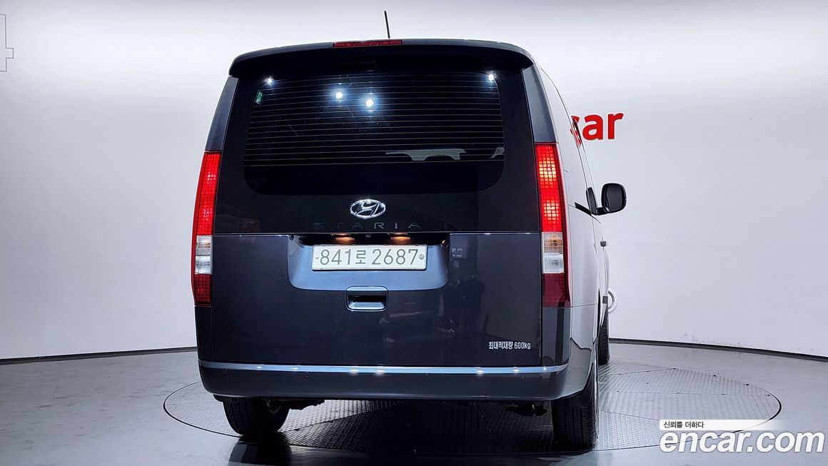 Hyundai Staria 2022