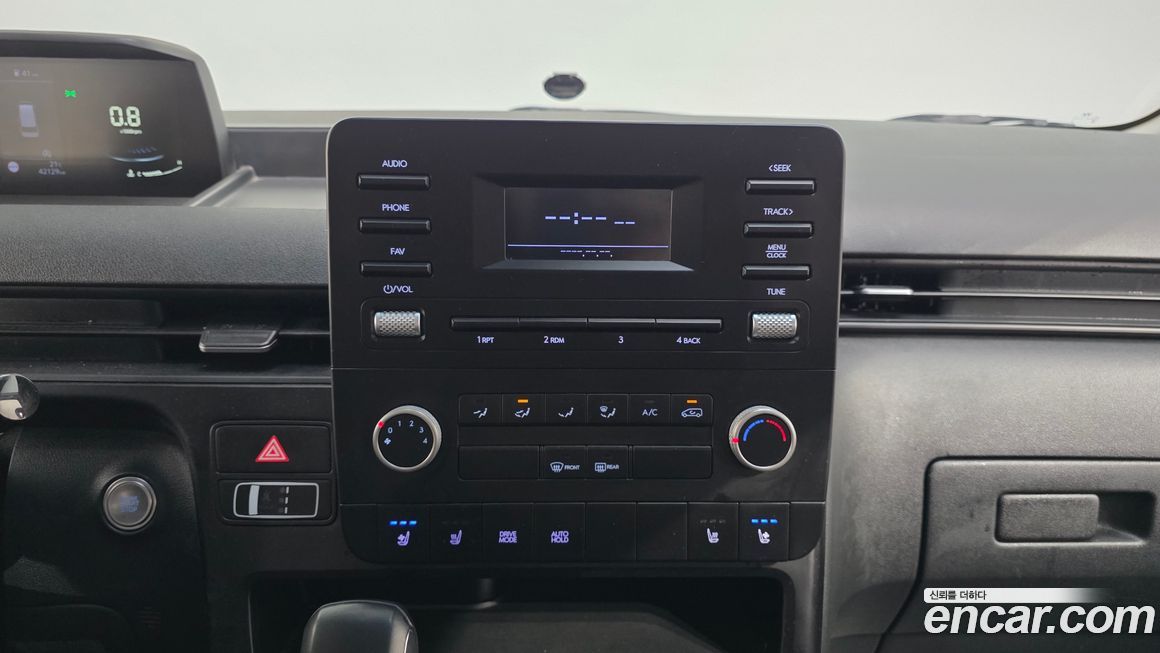 Hyundai Staria 2023