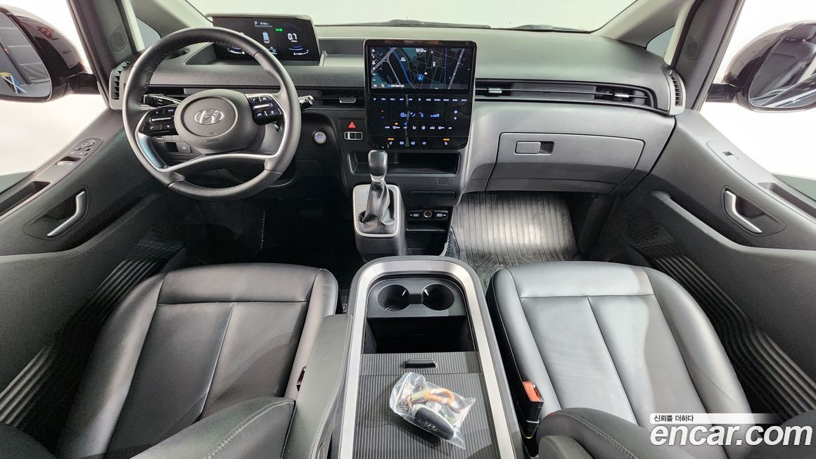 Hyundai Staria 2022