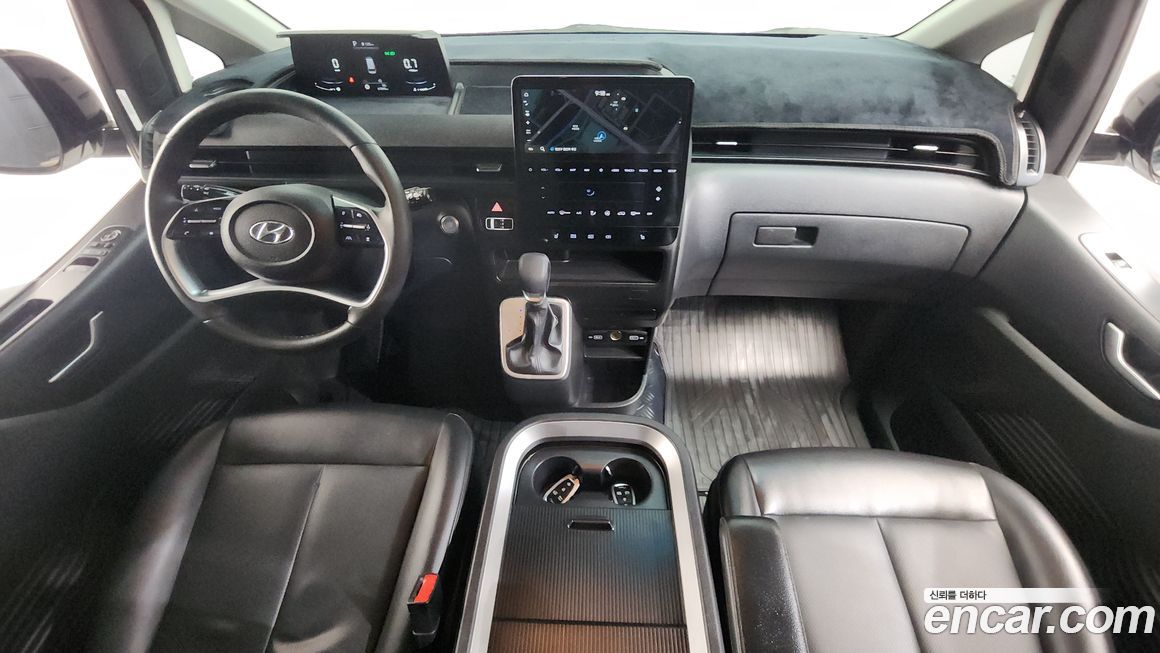 Hyundai Staria 2023