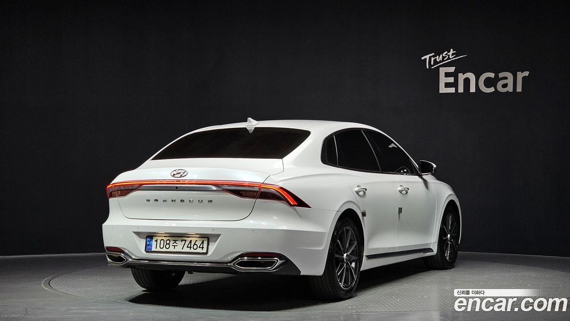 Hyundai Grandeur 2022