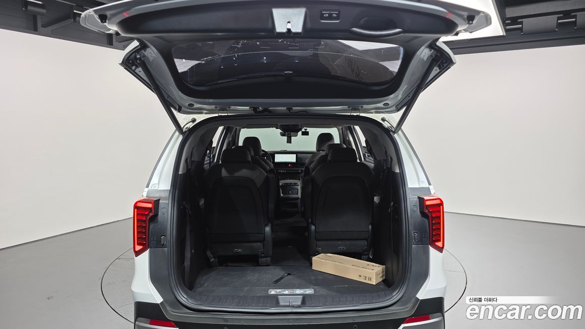 Kia Canival 2024