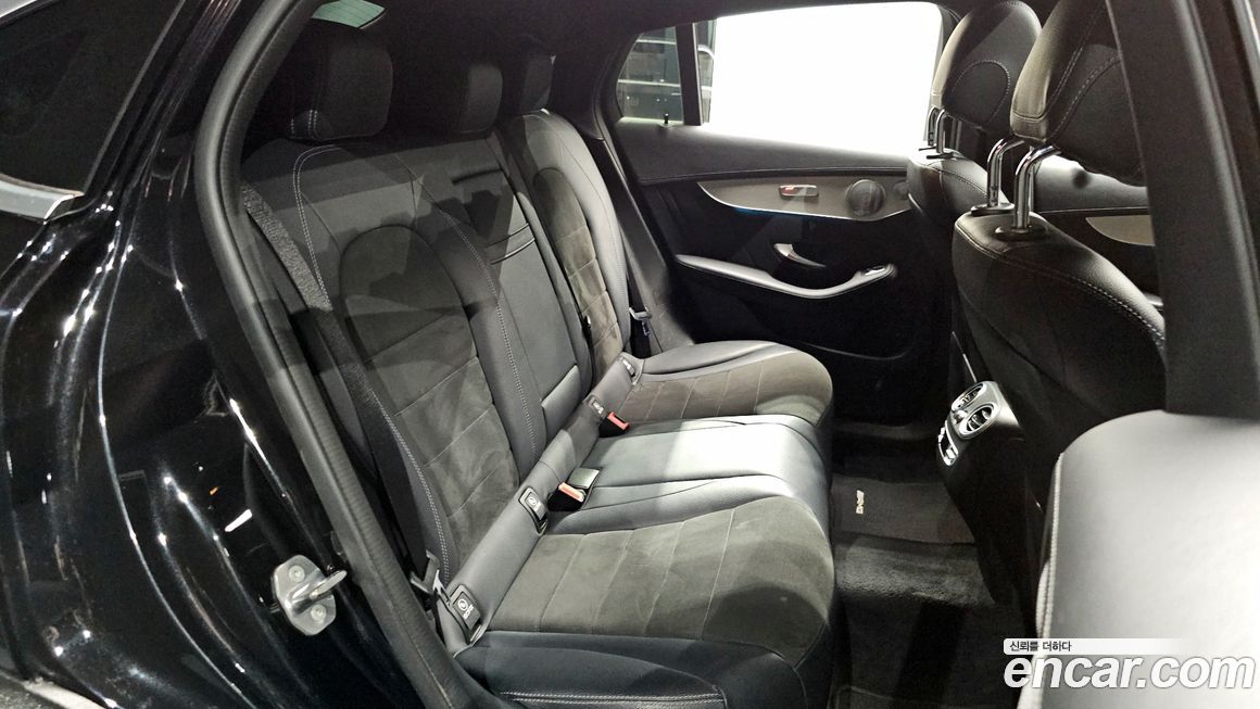 Mercedes-Benz GLC-Class 2019