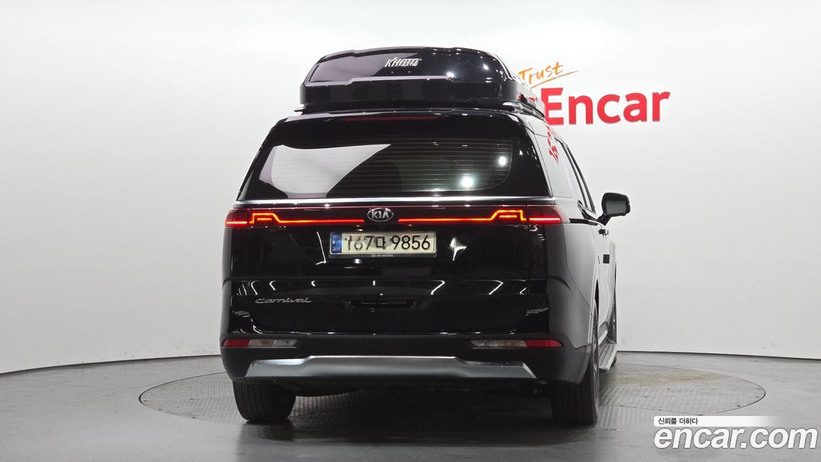 Kia Canival 2021
