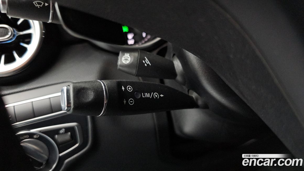 Mercedes-Benz GLC-Class 2019