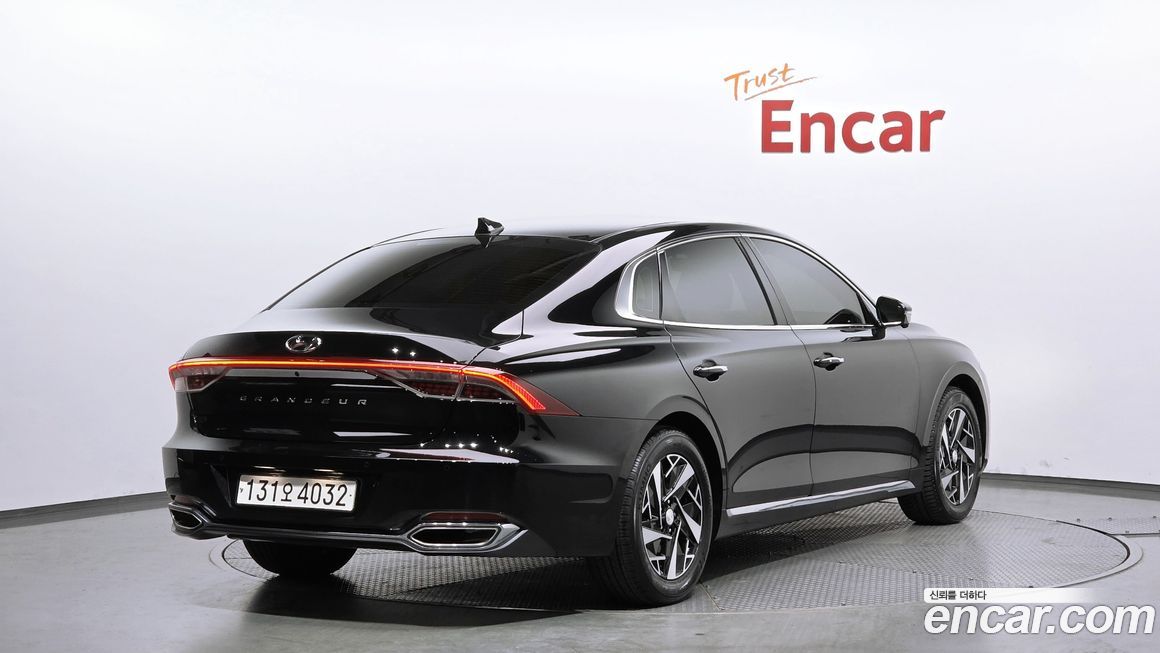 Hyundai Grandeur 2022