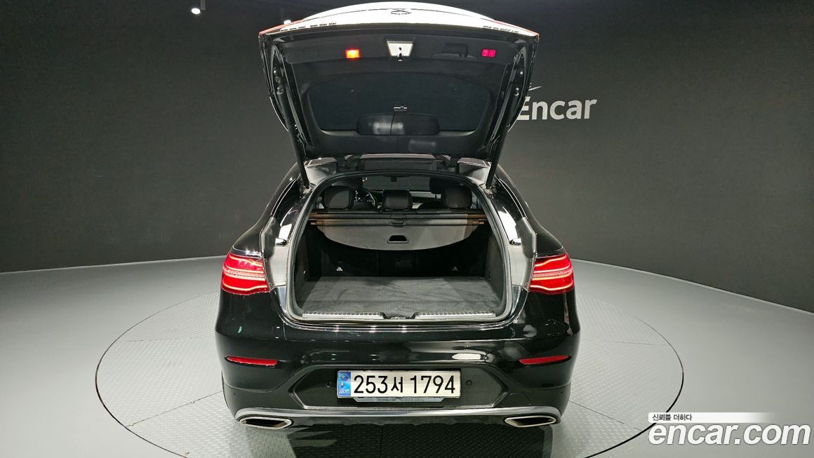 Mercedes-Benz GLC-Class 2019