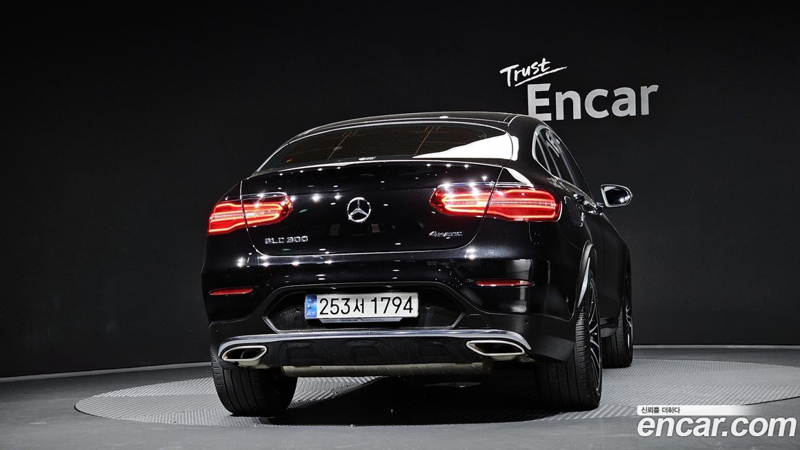 Mercedes-Benz GLC-Class 2019
