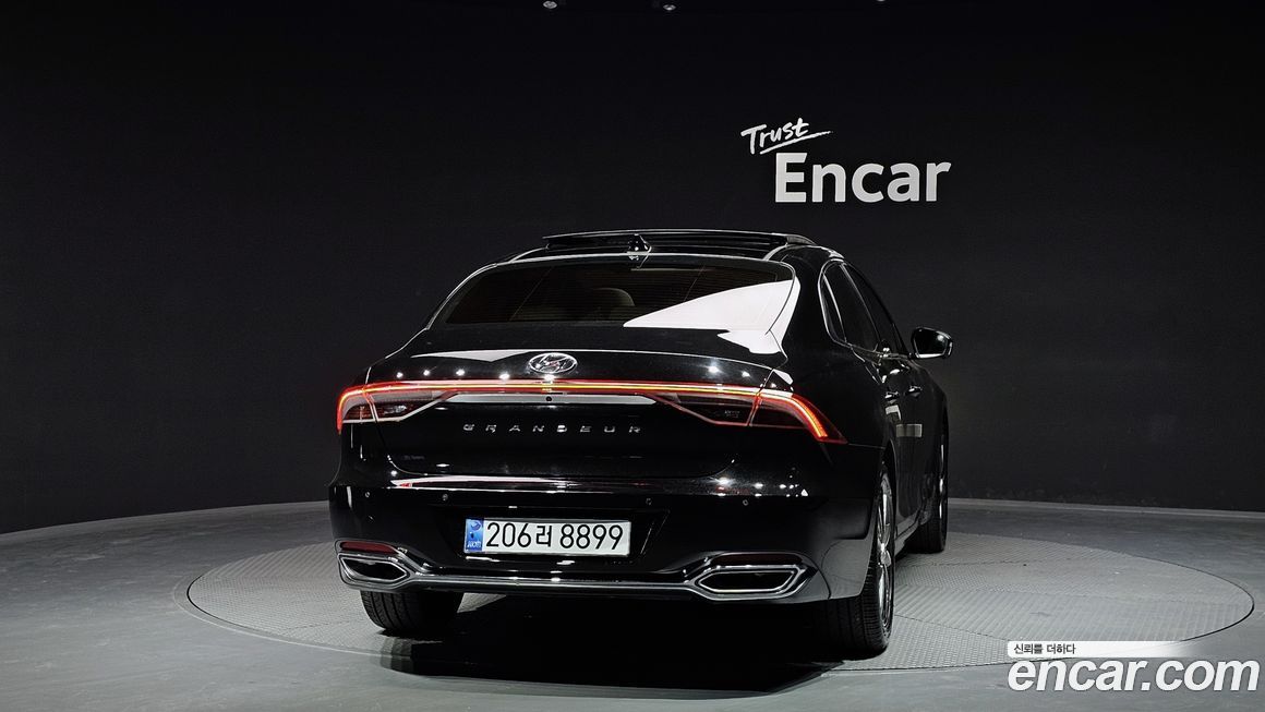 Hyundai Grandeur 2022