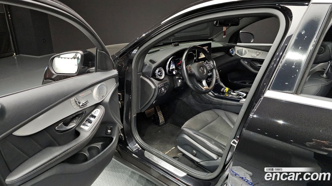 Mercedes-Benz GLC-Class 2019