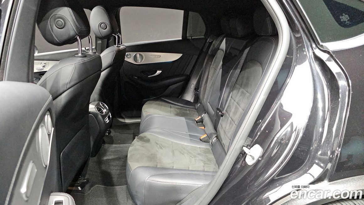 Mercedes-Benz GLC-Class 2019