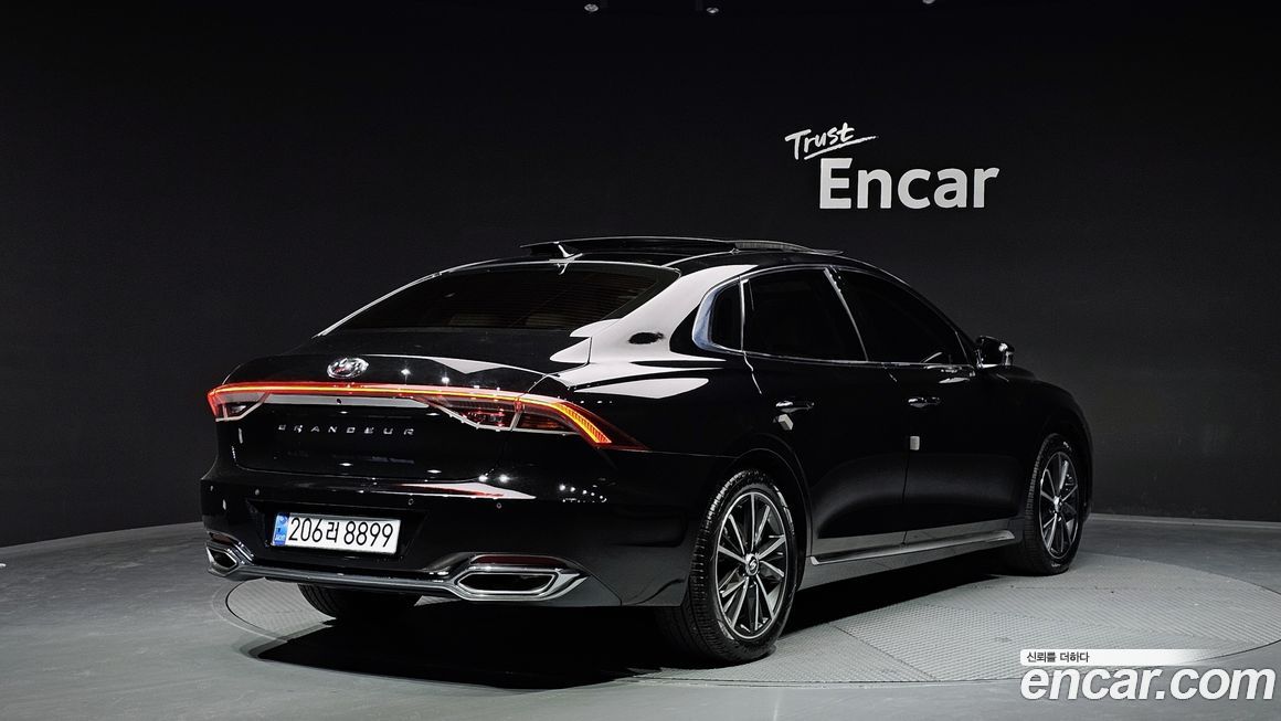 Hyundai Grandeur 2022