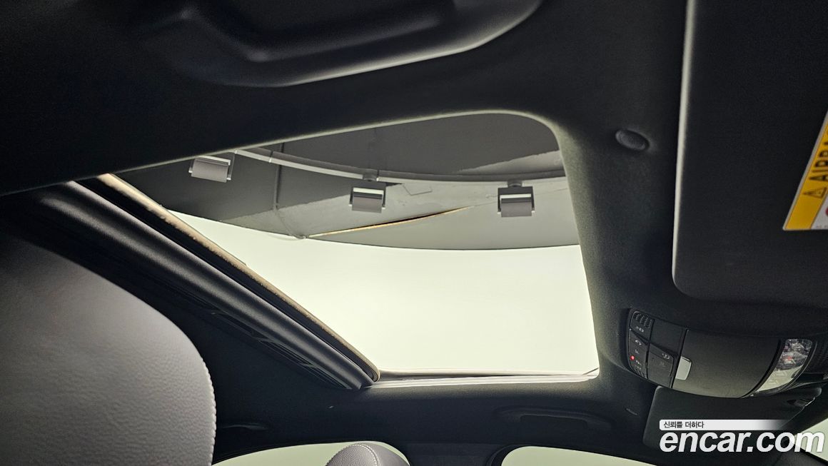 Mercedes-Benz C-Class 2021