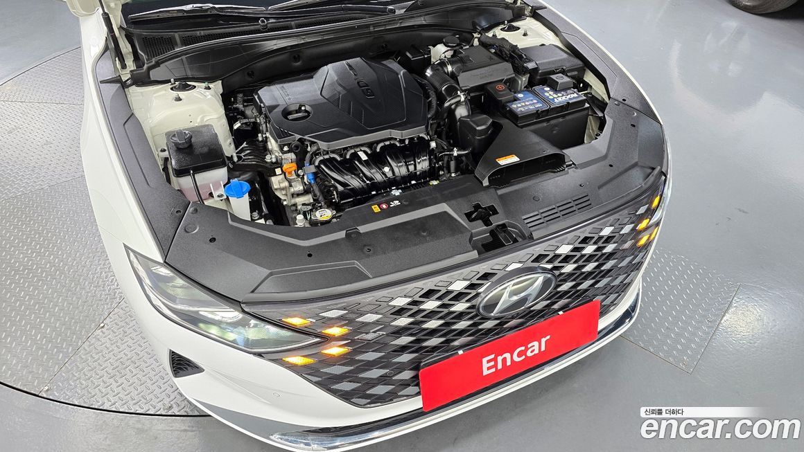 Hyundai Grandeur 2022