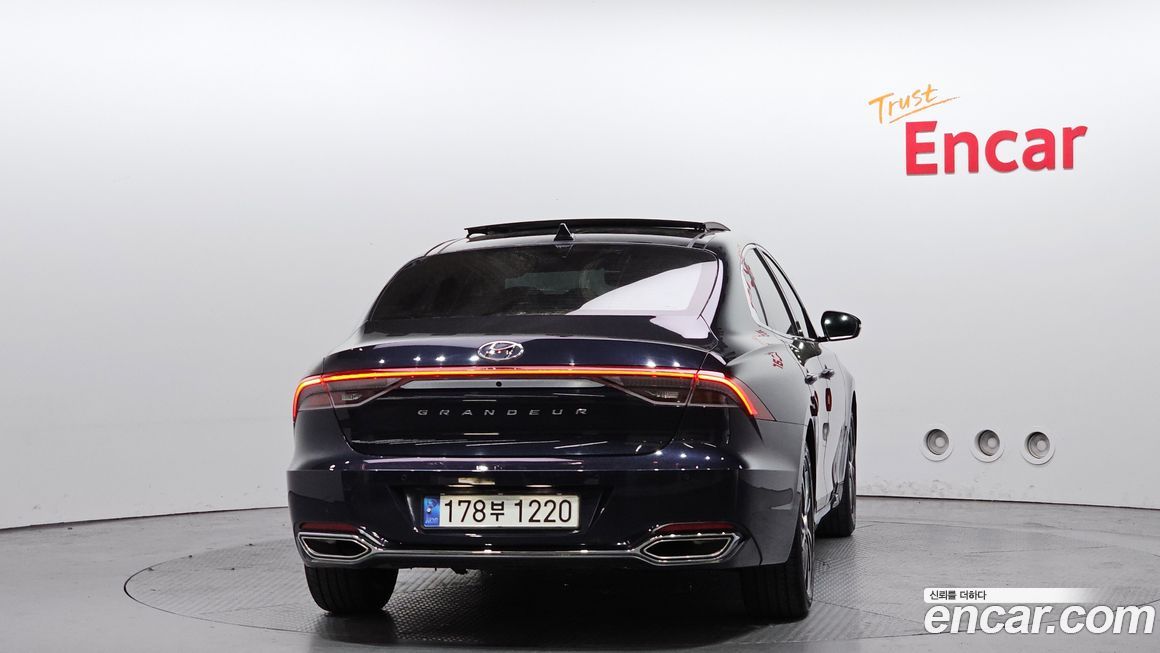 Hyundai Grandeur 2021